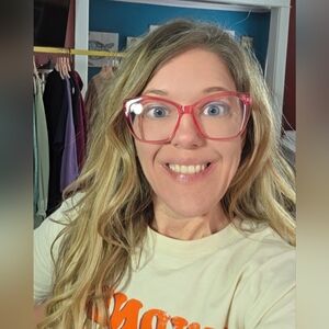 Live Show Flyer!! Pink Is Always In Style🥰🩷